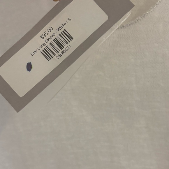 Local European White Long Sleeve Top with Star Accent NWT - Picture 7 of 7